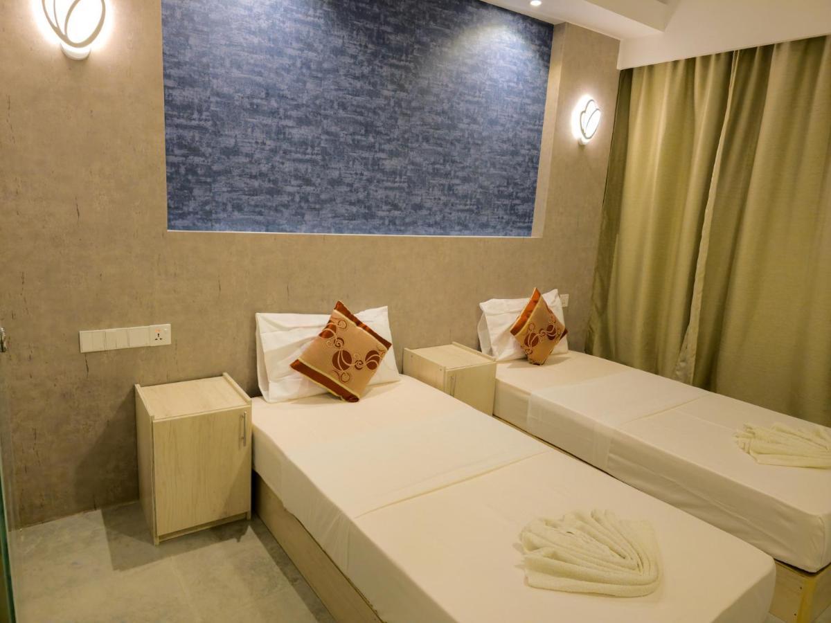 Arora View Hotell Maafushi Exteriör bild
