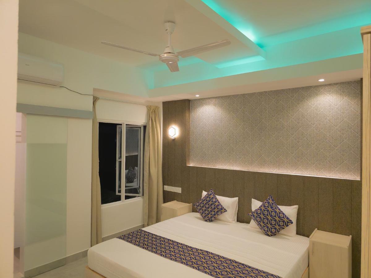Arora View Hotell Maafushi Exteriör bild